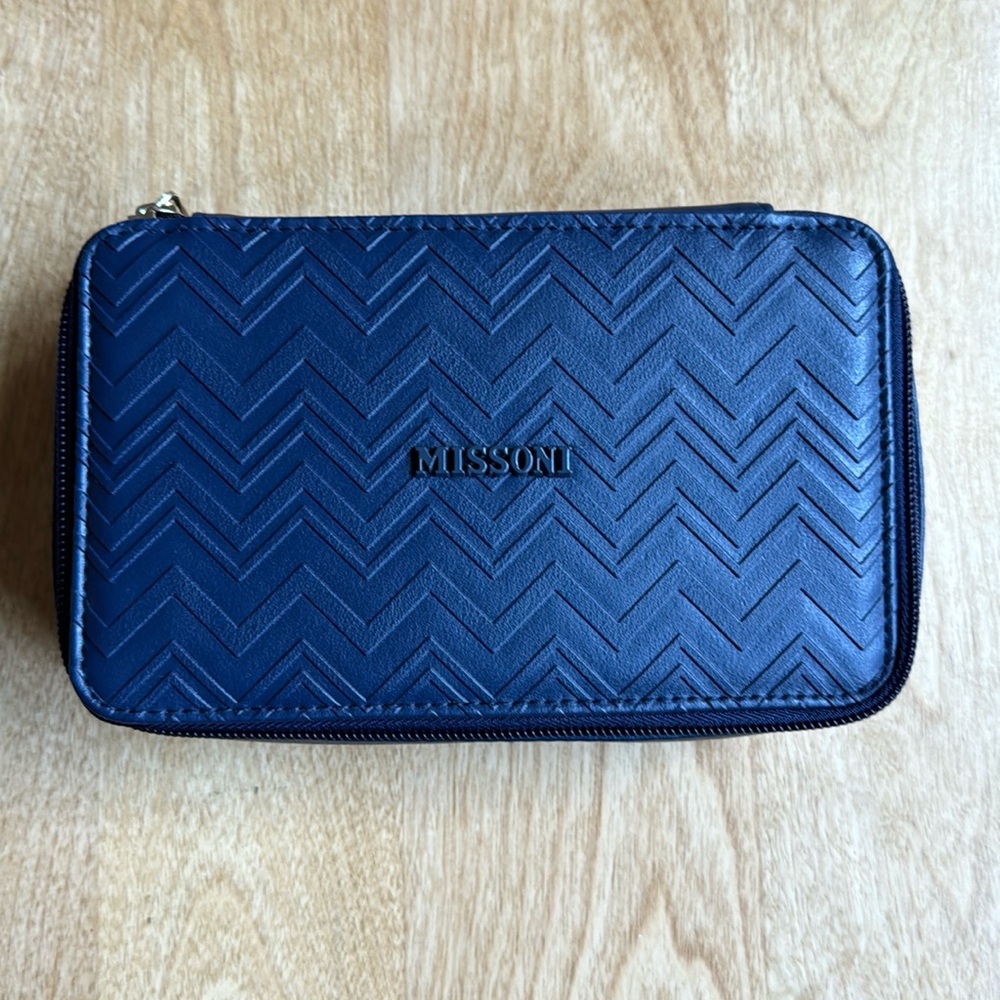 Missoni for Delta amenity kit. Available with a Delta One international ticket.